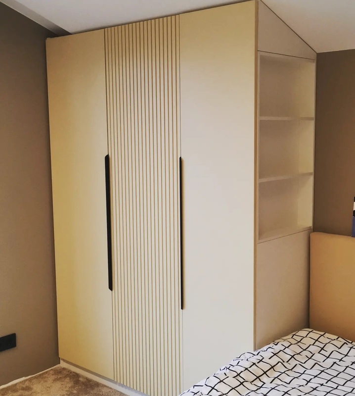 Распашные шкафы-Распашной шкаф по размеру «Модель 64»-фото2