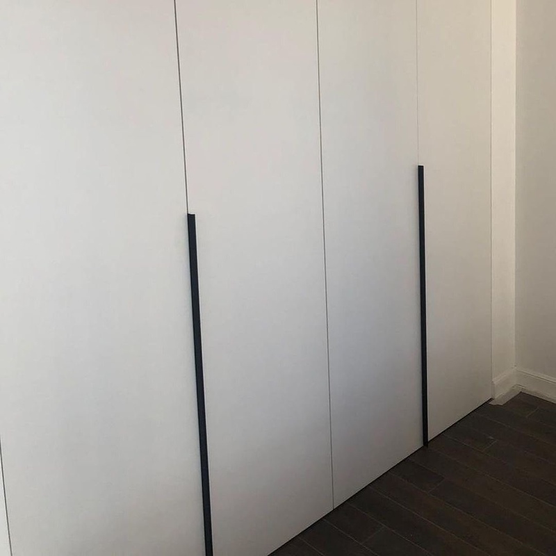 Встроенные распашные шкафы-Встроенный шкаф с распашными дверями «Модель 3»-фото6